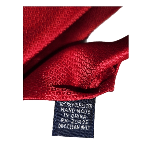PIERRE CARDIN SLIM MEN'S RED DESIGNER TIE BNWT - Picture 4 of 5